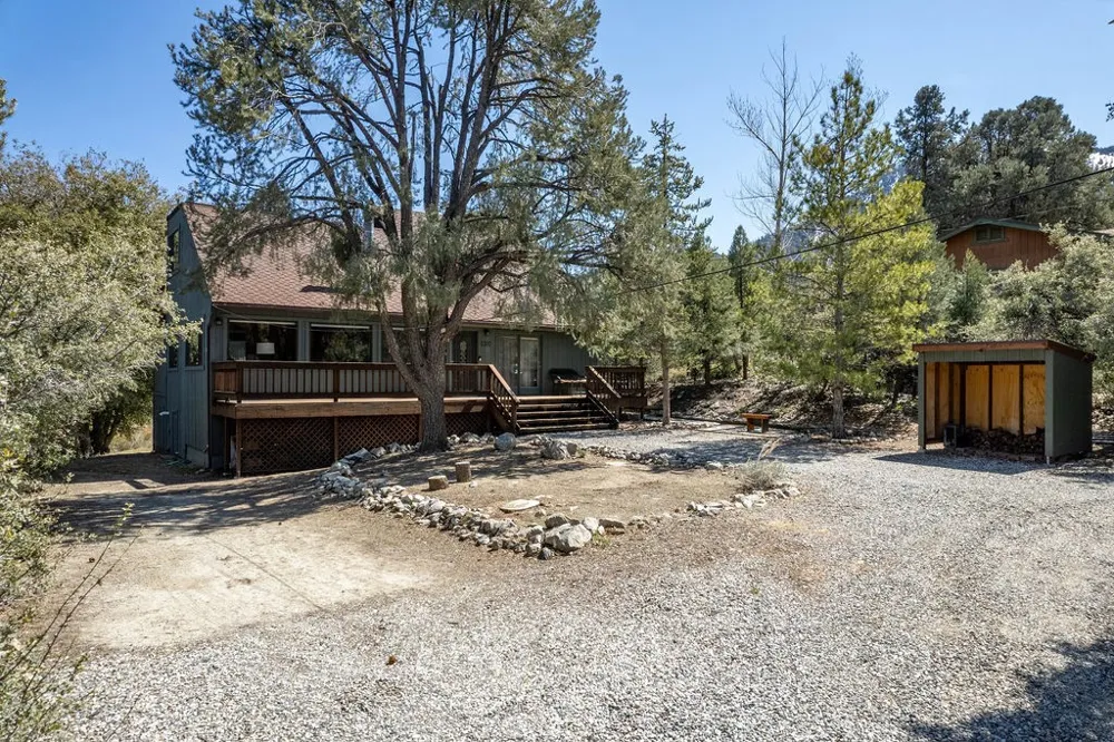 2300 Zermatt Drive Pine Mountain Club, CA 93222