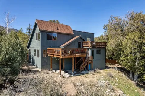 2300 Zermatt Drive
