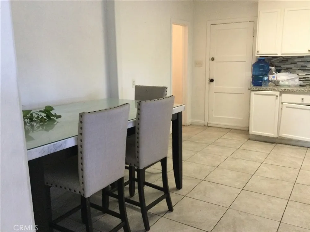 332 W 11th Perris, CA 92570