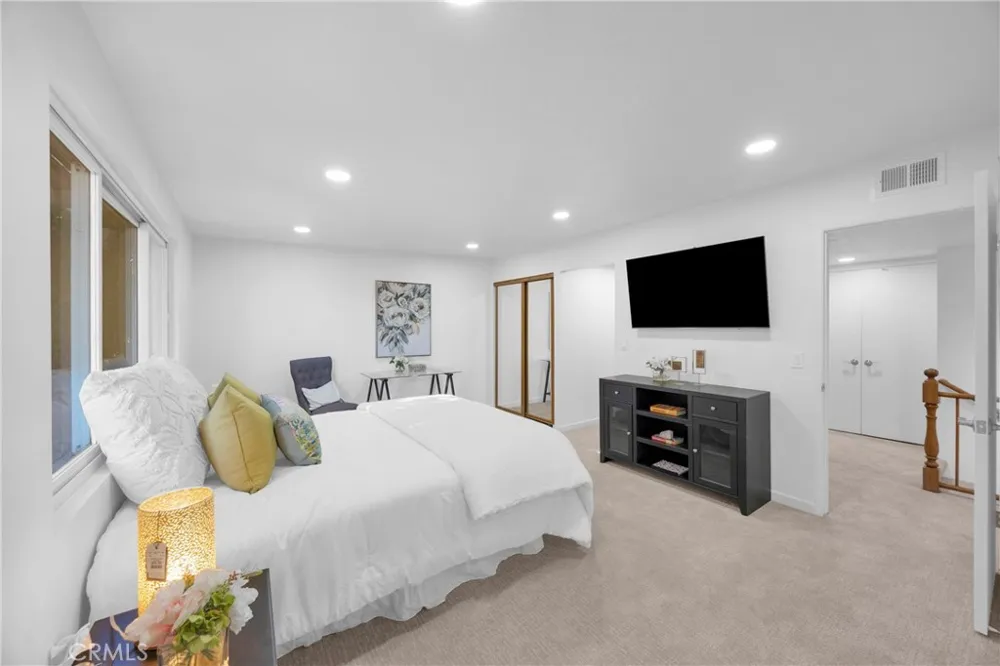 8101 Redford Lane La Palma, CA 90623