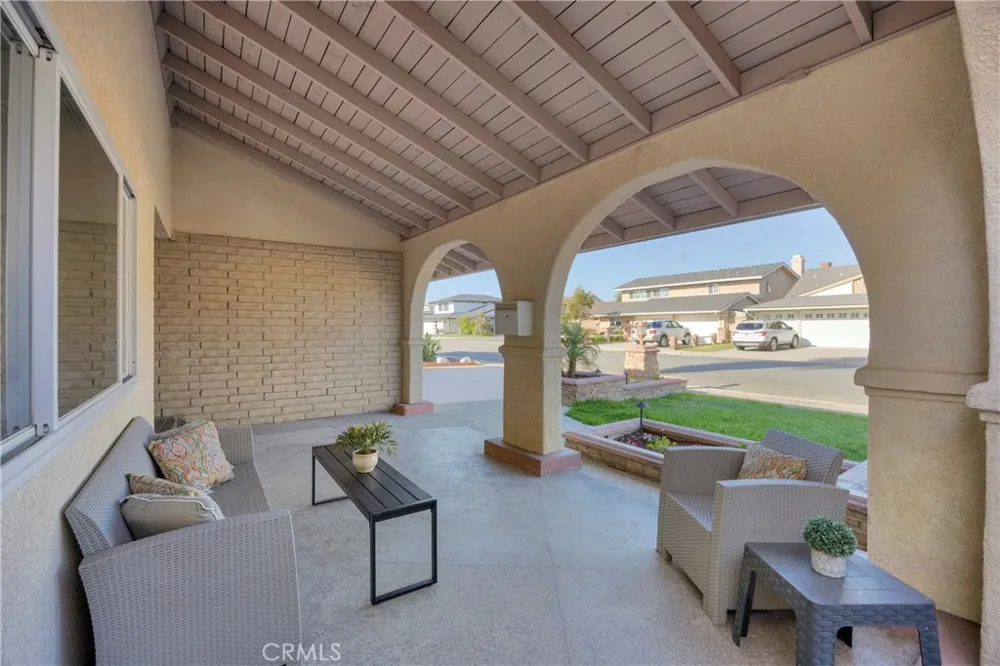 8101 Redford Lane La Palma, CA 90623