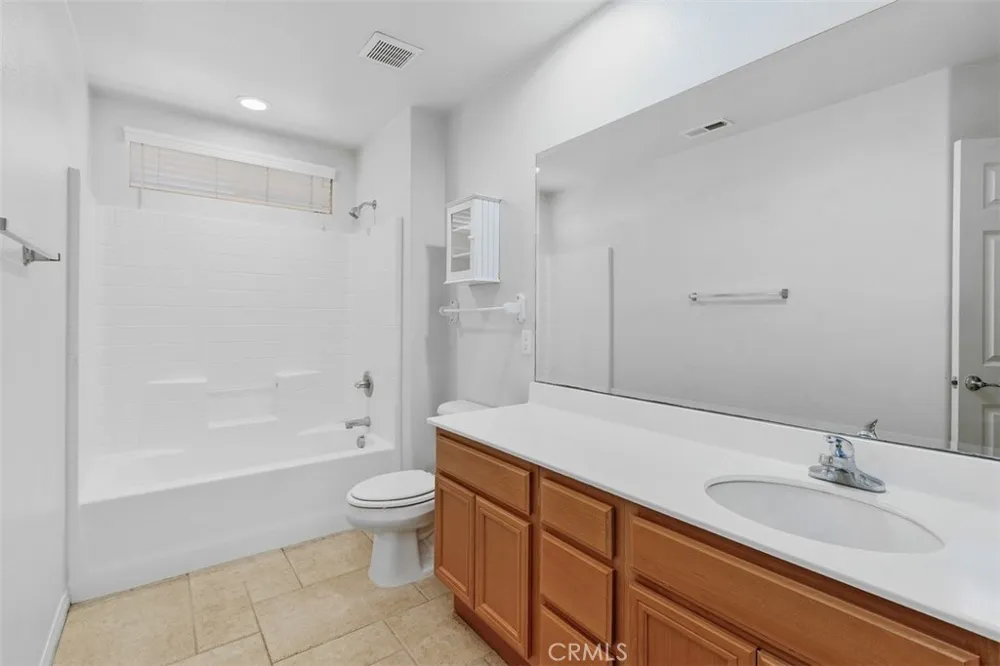 11303 Apple Canyon Lane Riverside, CA 92503
