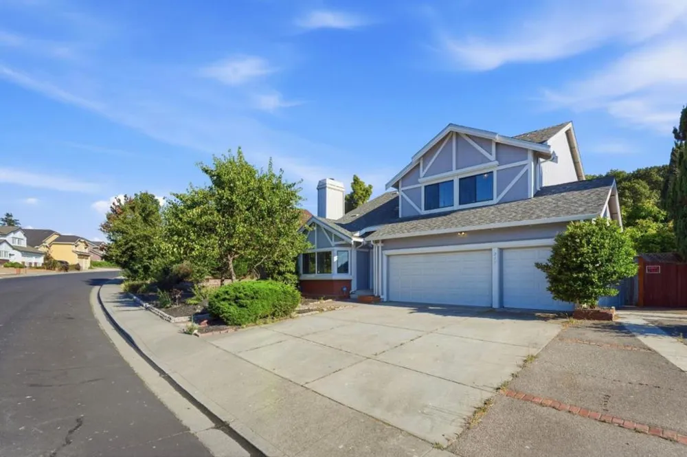213 WELLFLEET DRIVE Vallejo, CA 94591