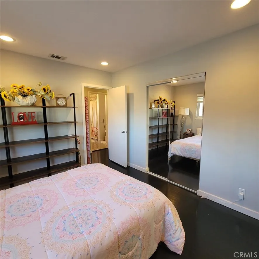 19030 Community Northridge, CA 91324
