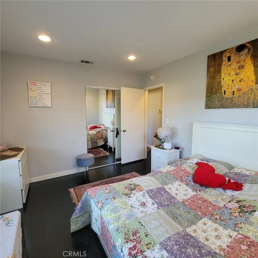 19030 Community Northridge, CA 91324