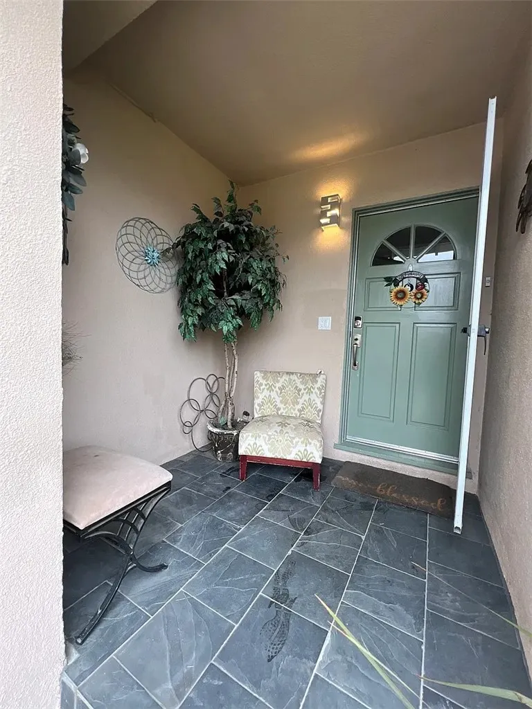 19030 Community Northridge, CA 91324