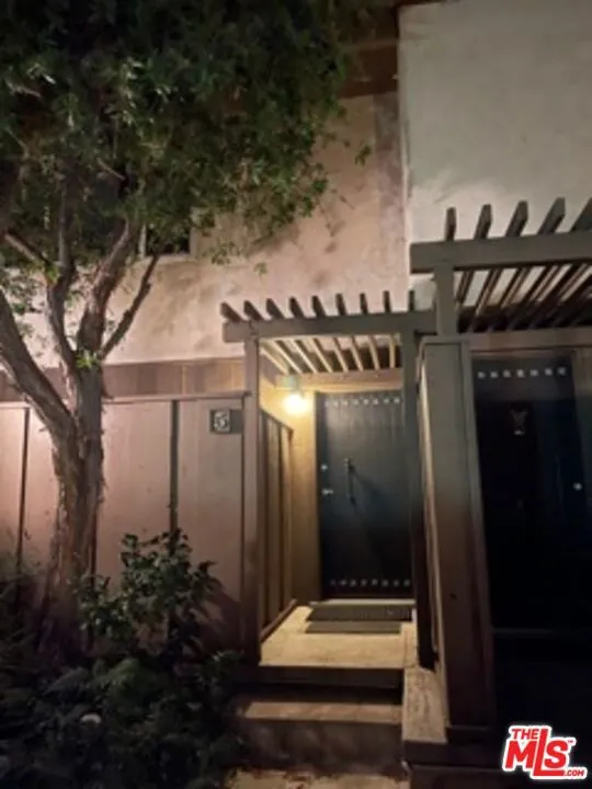 4591 Inglewood Boulevard #5 Culver City, CA 90230