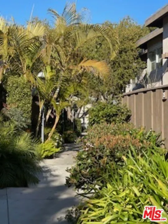 4591 Inglewood Boulevard #5 Culver City, CA 90230