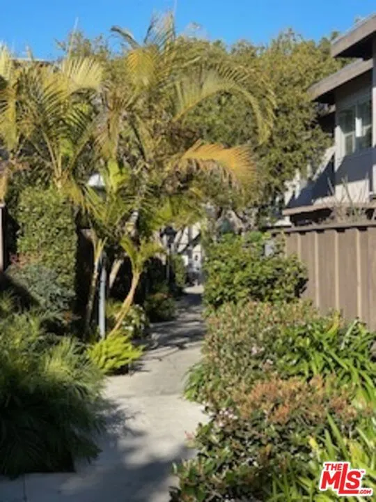 4591 Inglewood Boulevard #5 Culver City, CA 90230