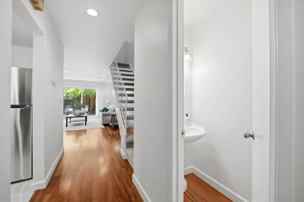 1387 Cherrywood Square San Jose, CA 95117