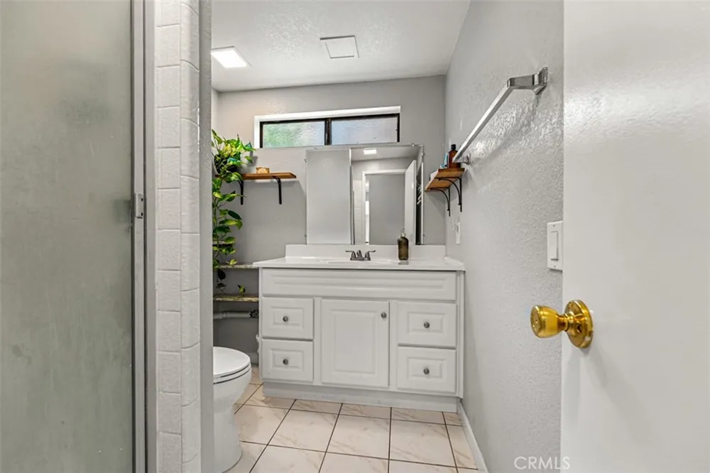 242 Pasteur Placentia, CA 92870