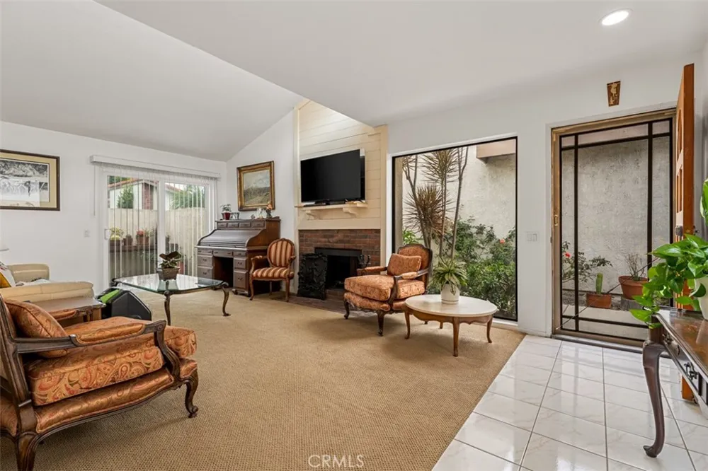 242 Pasteur Placentia, CA 92870