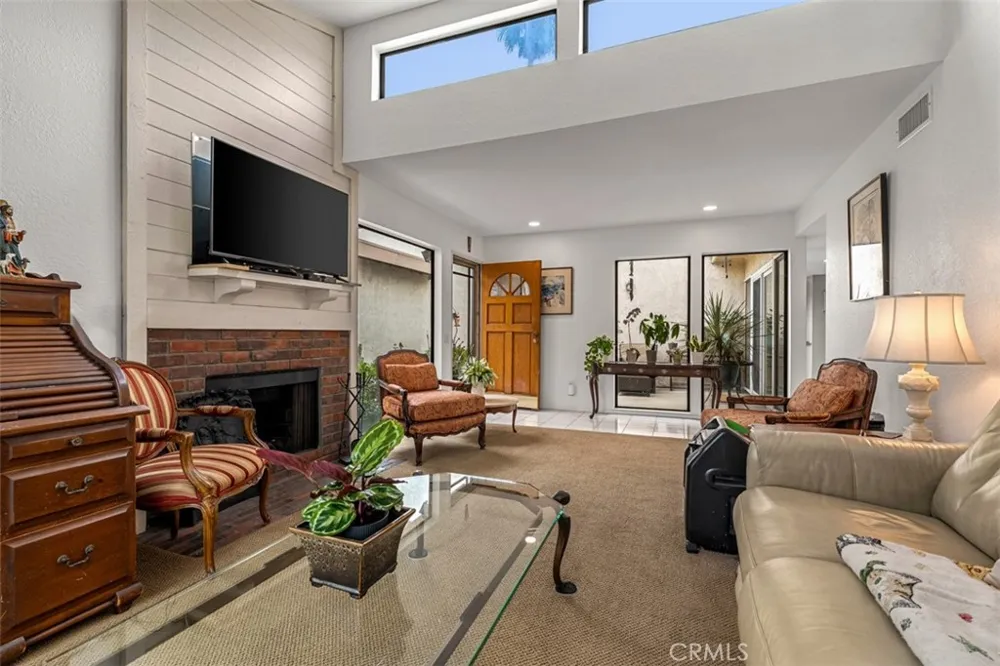 242 Pasteur Placentia, CA 92870