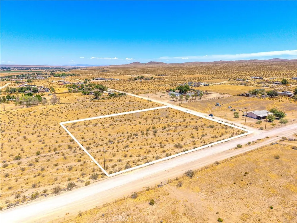 123 Cardigan Rd Oro Grande, CA 92368