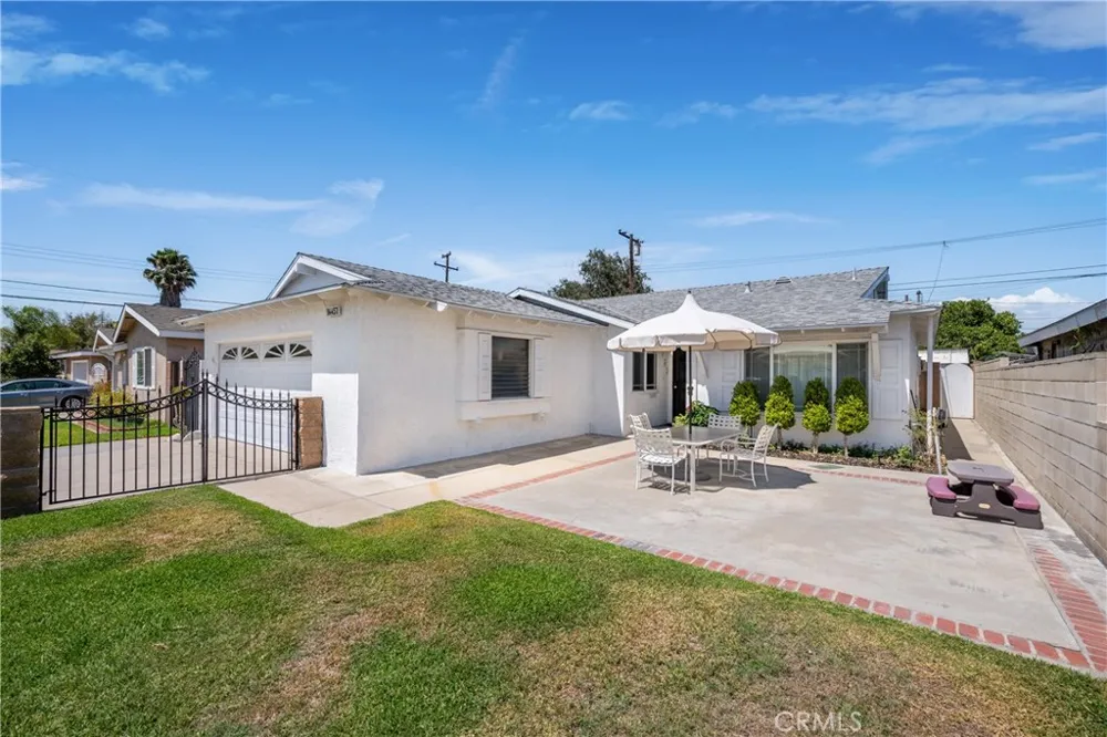 14457 Bresee Baldwin Park, CA 91706