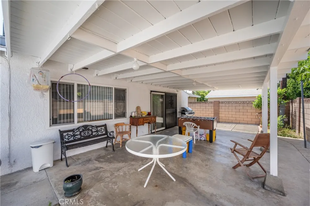 14457 Bresee Baldwin Park, CA 91706