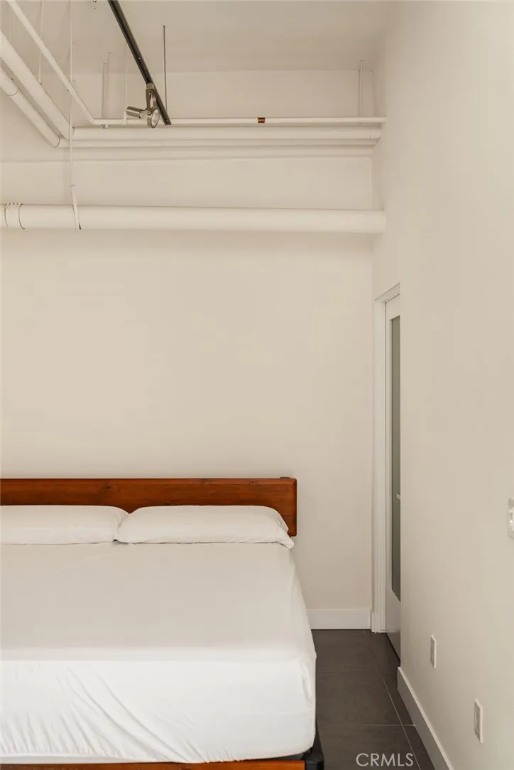 939 S Broadway #1001 Los Angeles, CA 90015