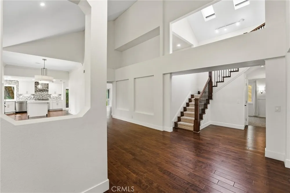 29881 White Otter Laguna Niguel, CA 92677