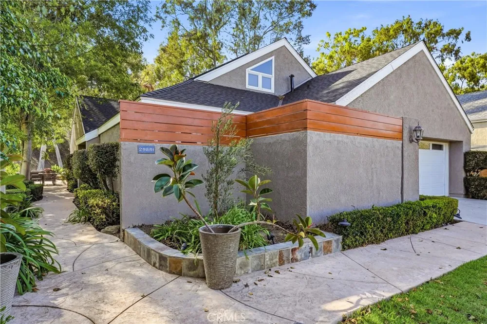 29881 White Otter Laguna Niguel, CA 92677