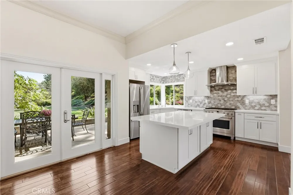 29881 White Otter Laguna Niguel, CA 92677