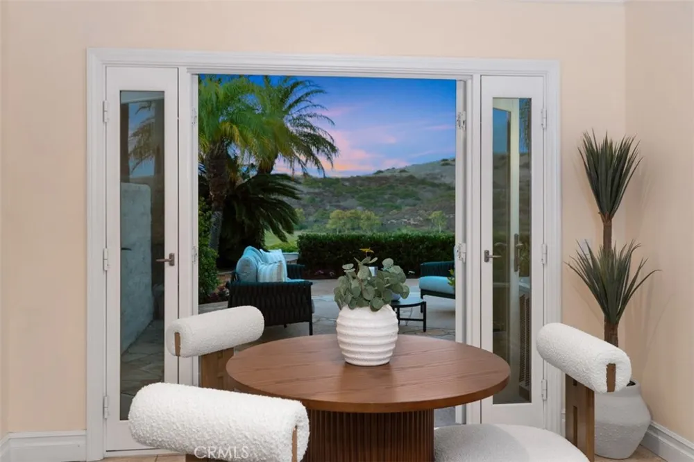21 MIRADOR Irvine, CA 92612