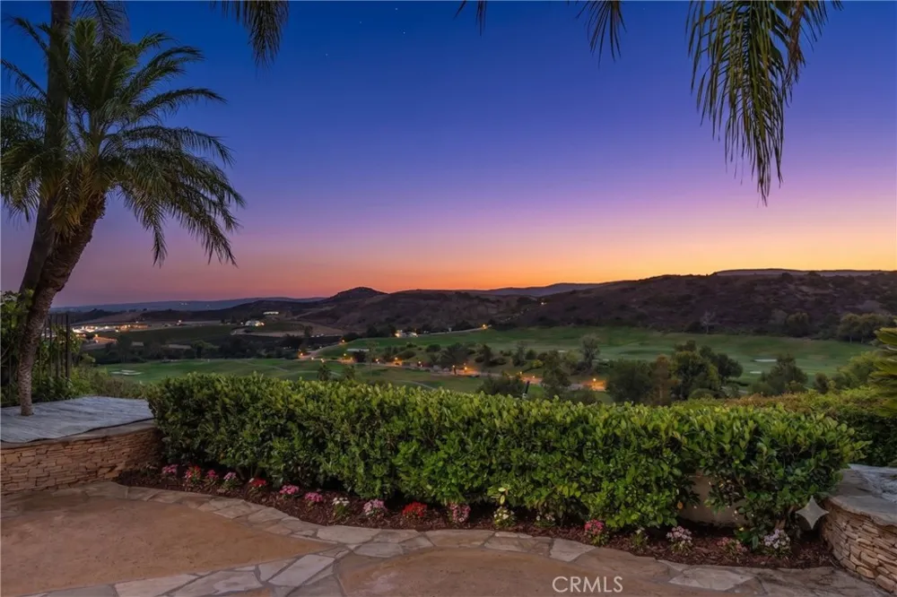 21 MIRADOR Irvine, CA 92612
