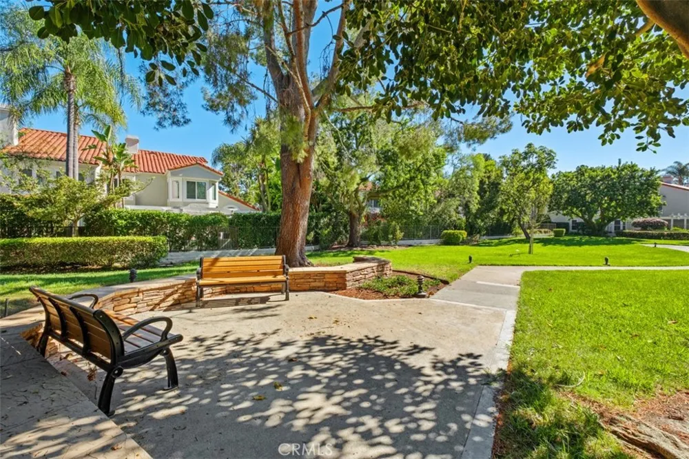 21 MIRADOR Irvine, CA 92612
