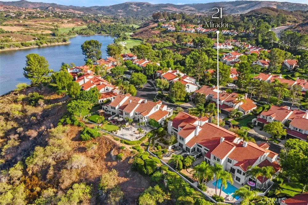 21 MIRADOR Irvine, CA 92612