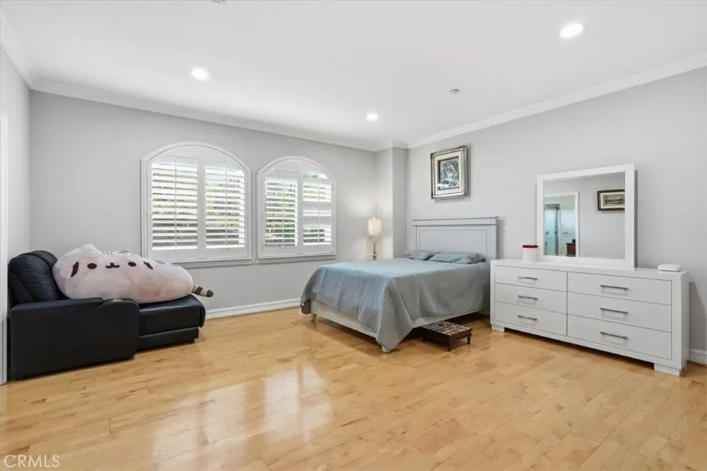 2448 Desire La Puente, CA 91748