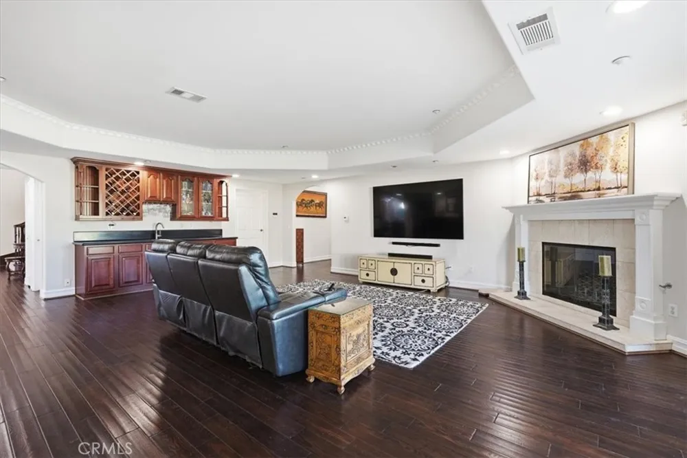 2448 Desire La Puente, CA 91748