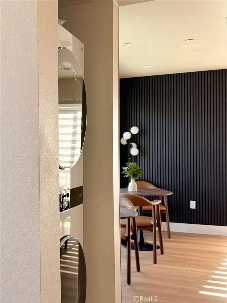 1575 W 35th Los Angeles, CA 90018