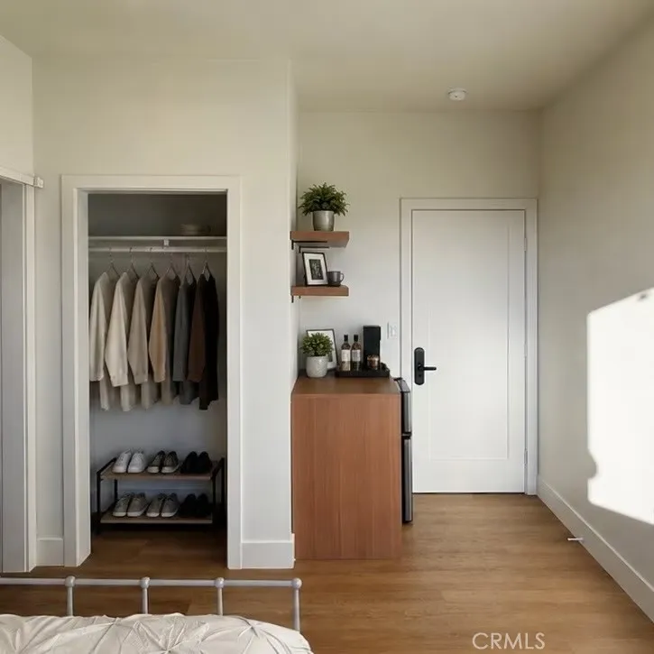 1575 W 35th Los Angeles, CA 90018
