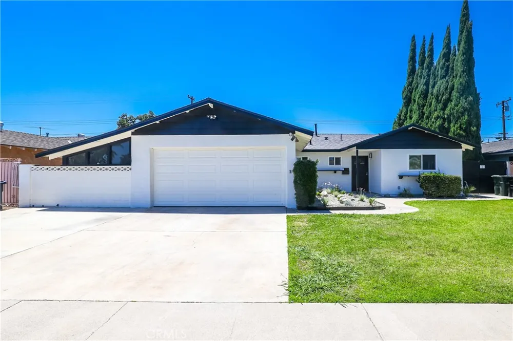 13871 Ward Garden Grove, CA 92843
