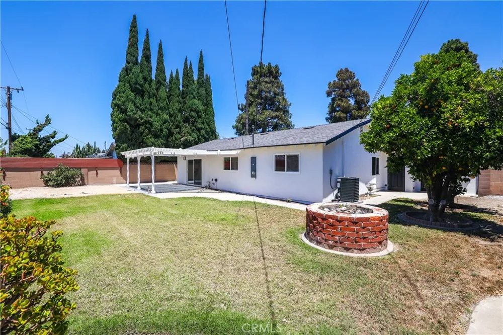 13871 Ward Garden Grove, CA 92843
