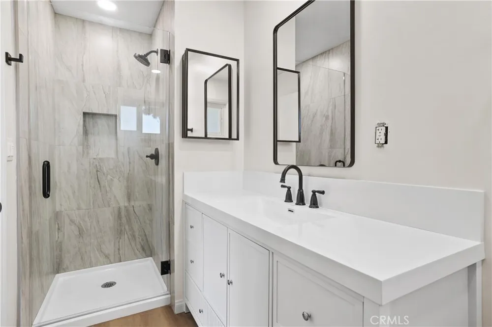 13871 Ward Garden Grove, CA 92843