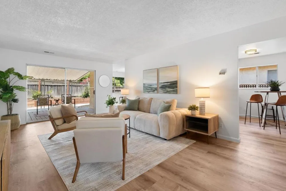 829 Almond Drive Watsonville, CA 95076