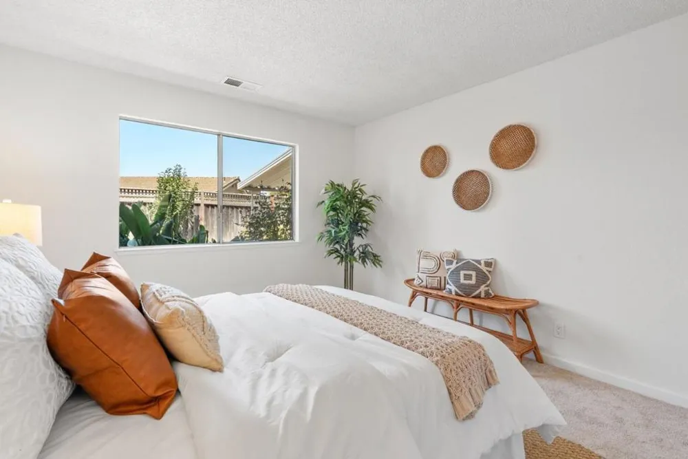 829 Almond Drive Watsonville, CA 95076