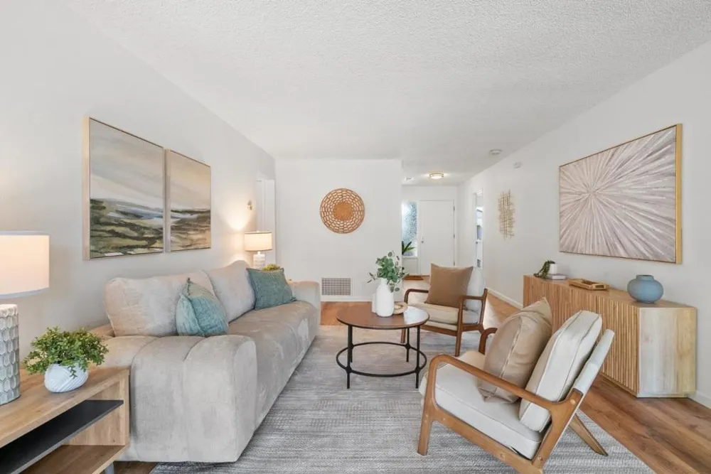 829 Almond Drive Watsonville, CA 95076