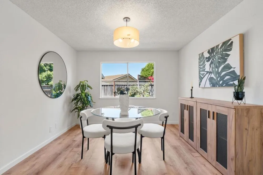 829 Almond Drive Watsonville, CA 95076