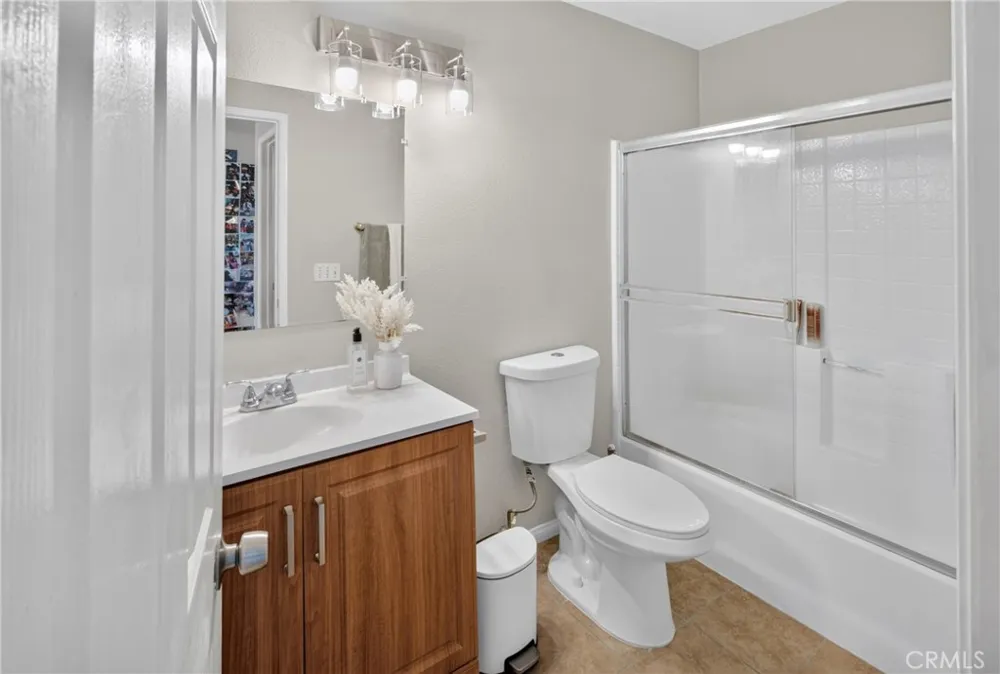 13036 Avenida Pescador Riverside, CA 92503