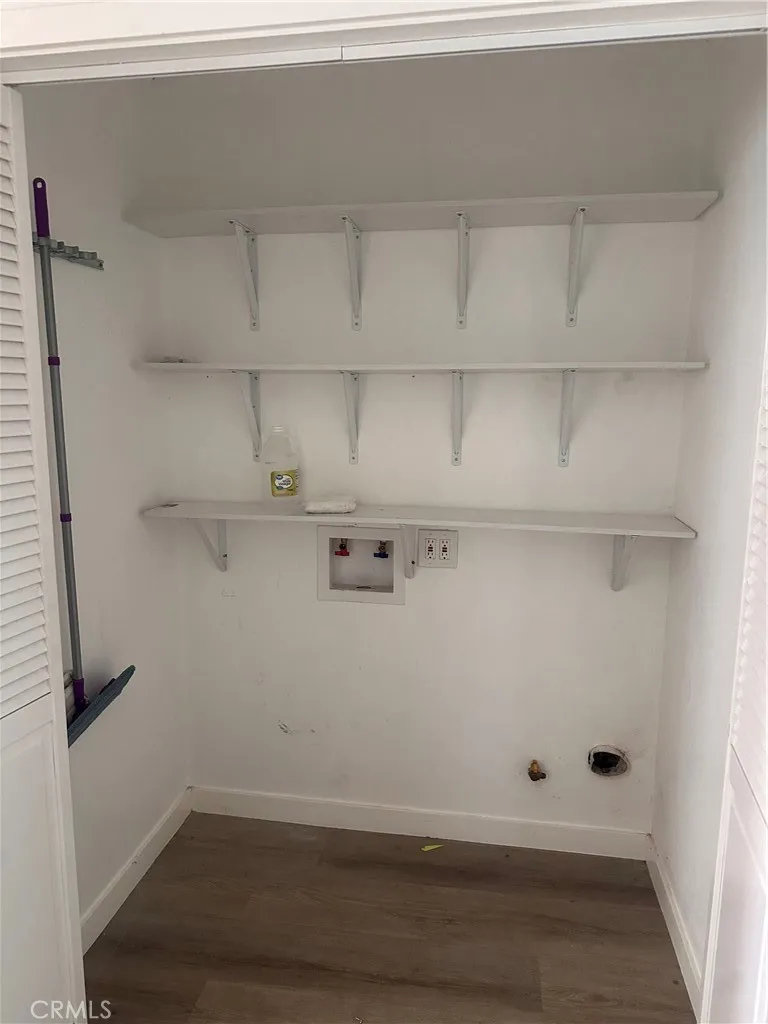 7312 Walnut Ave Paramount, CA 90723