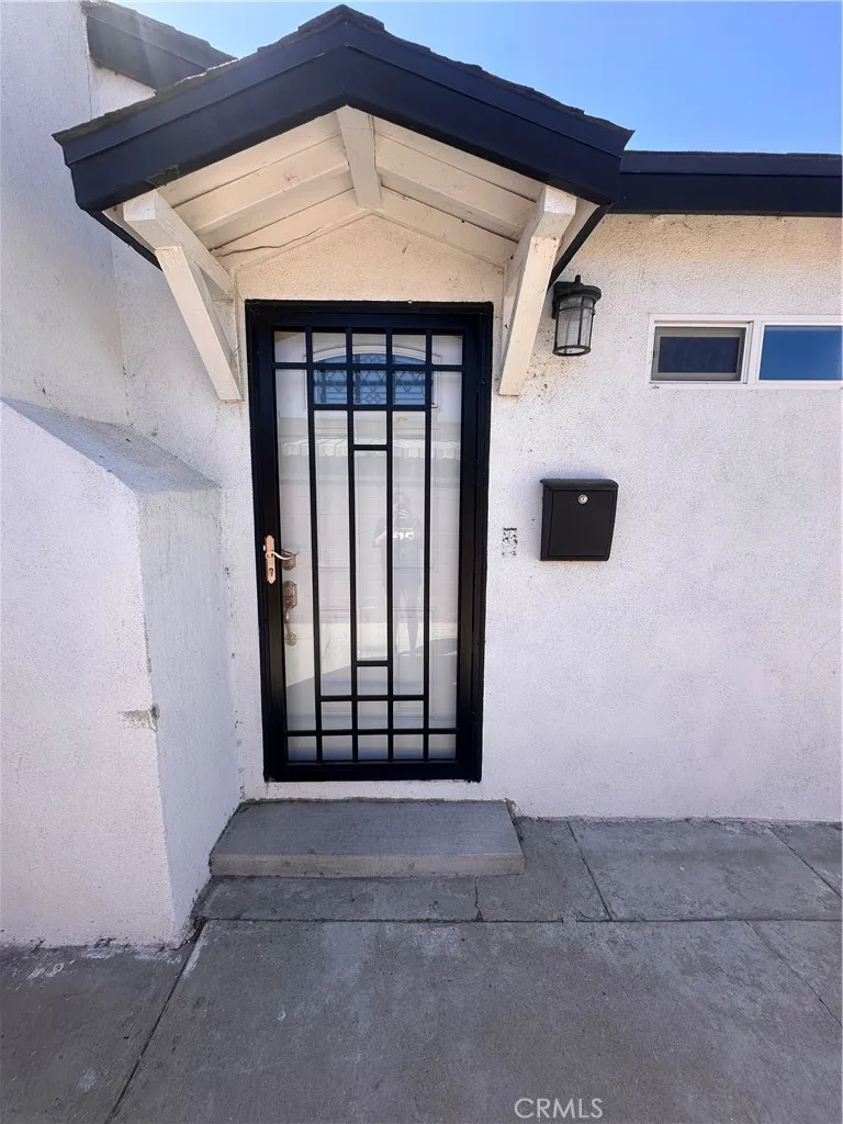 7312 Walnut Ave Paramount, CA 90723
