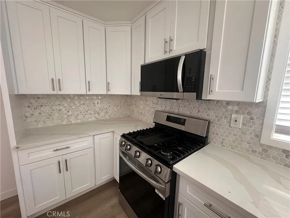 7312 Walnut Ave Paramount, CA 90723