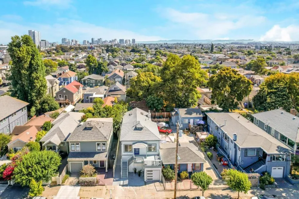 767 47th Street Oakland, CA 94609