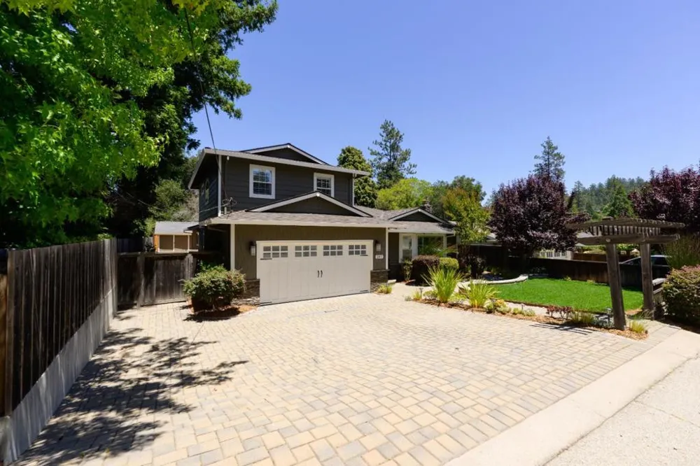 240 Bobs Lane Scotts Valley, CA 95066