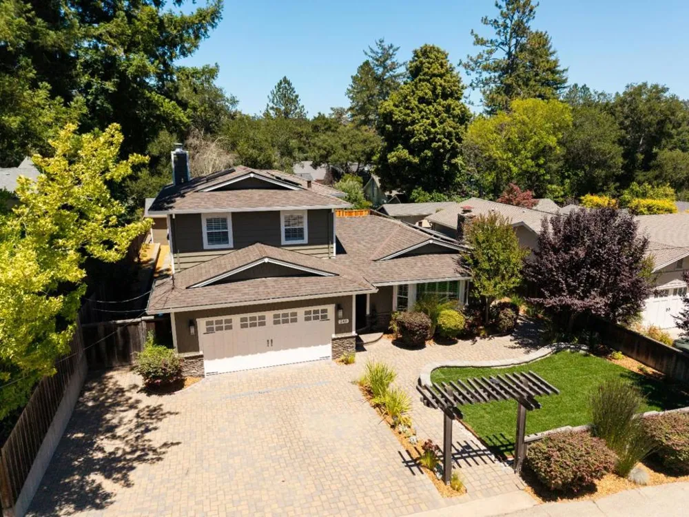 240 Bobs Lane Scotts Valley, CA 95066