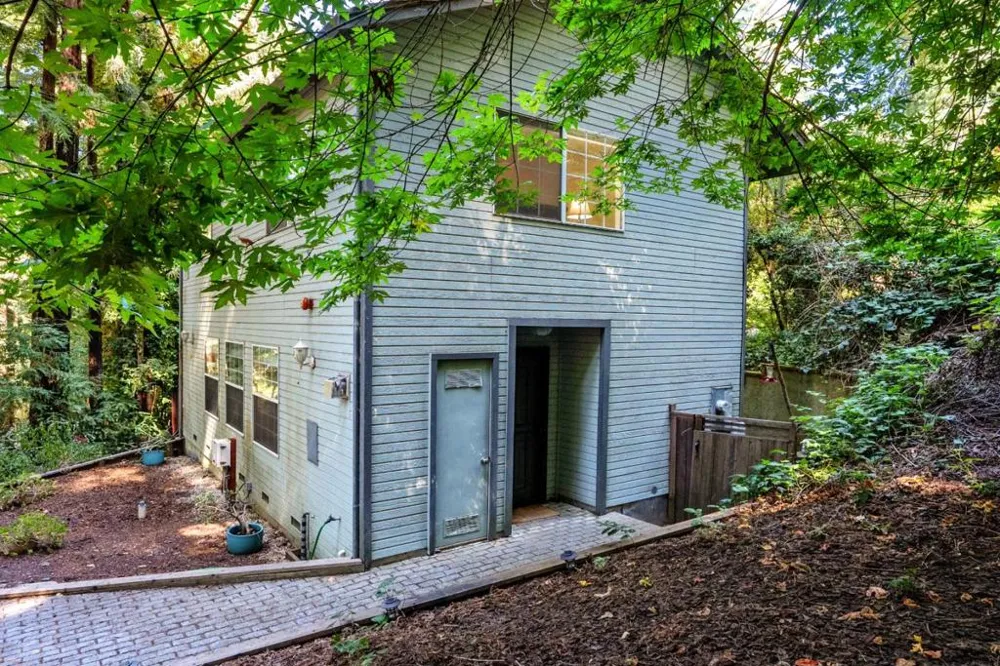 110 Azalea Way Ben Lomond, CA 95005