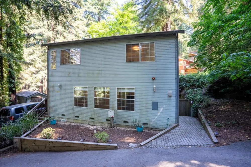 110 Azalea Way Ben Lomond, CA 95005