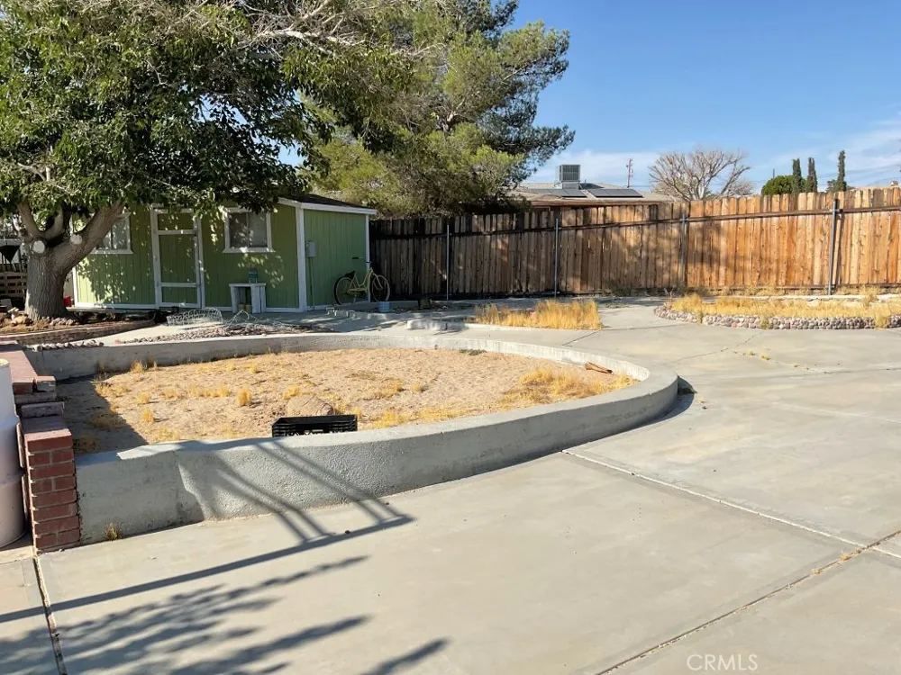 15947 Topango Road Victorville, CA 92394