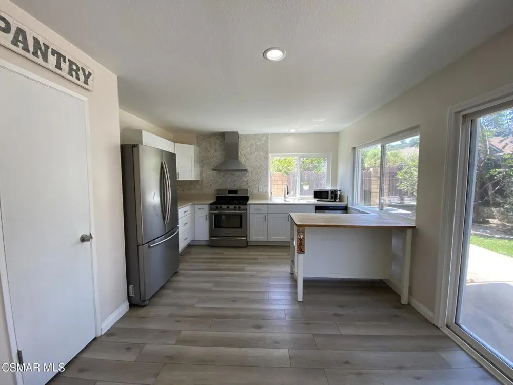 161 Green Glade Court Camarillo, CA 93010